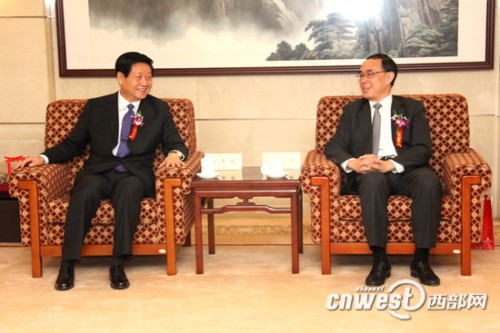 ���ʡί����(sh��)ӛ��ʡ�L(zh��ng)�w�����c�Ї�(gu��)(li��n)ͨ������(j��ng)��������ͨ����